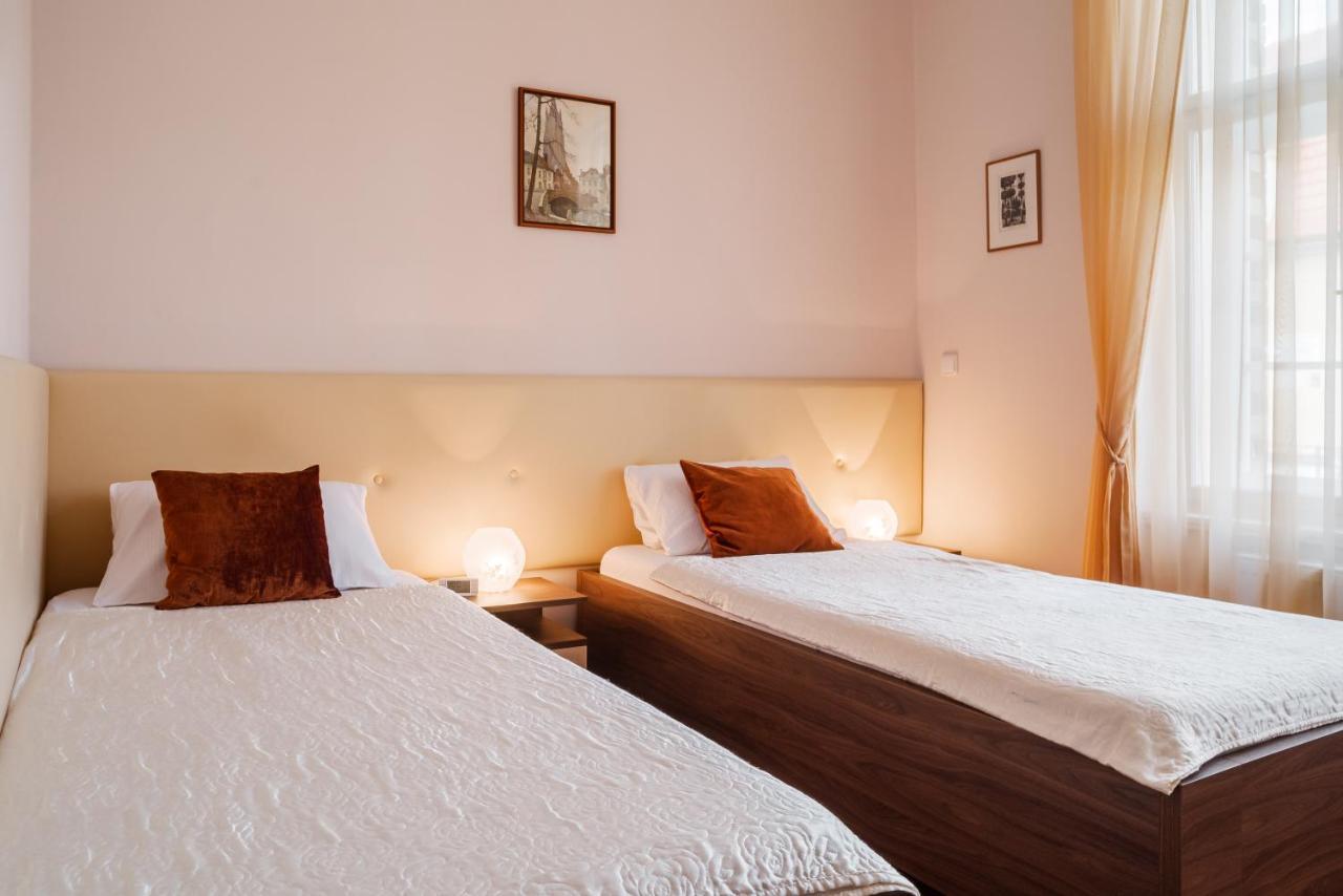 Villa A. Malka Poděbrady Extérieur photo